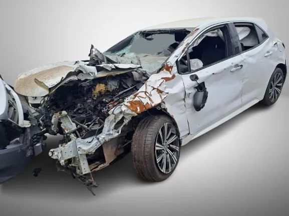 TOYOTA COROLLA PARA PEÇAS