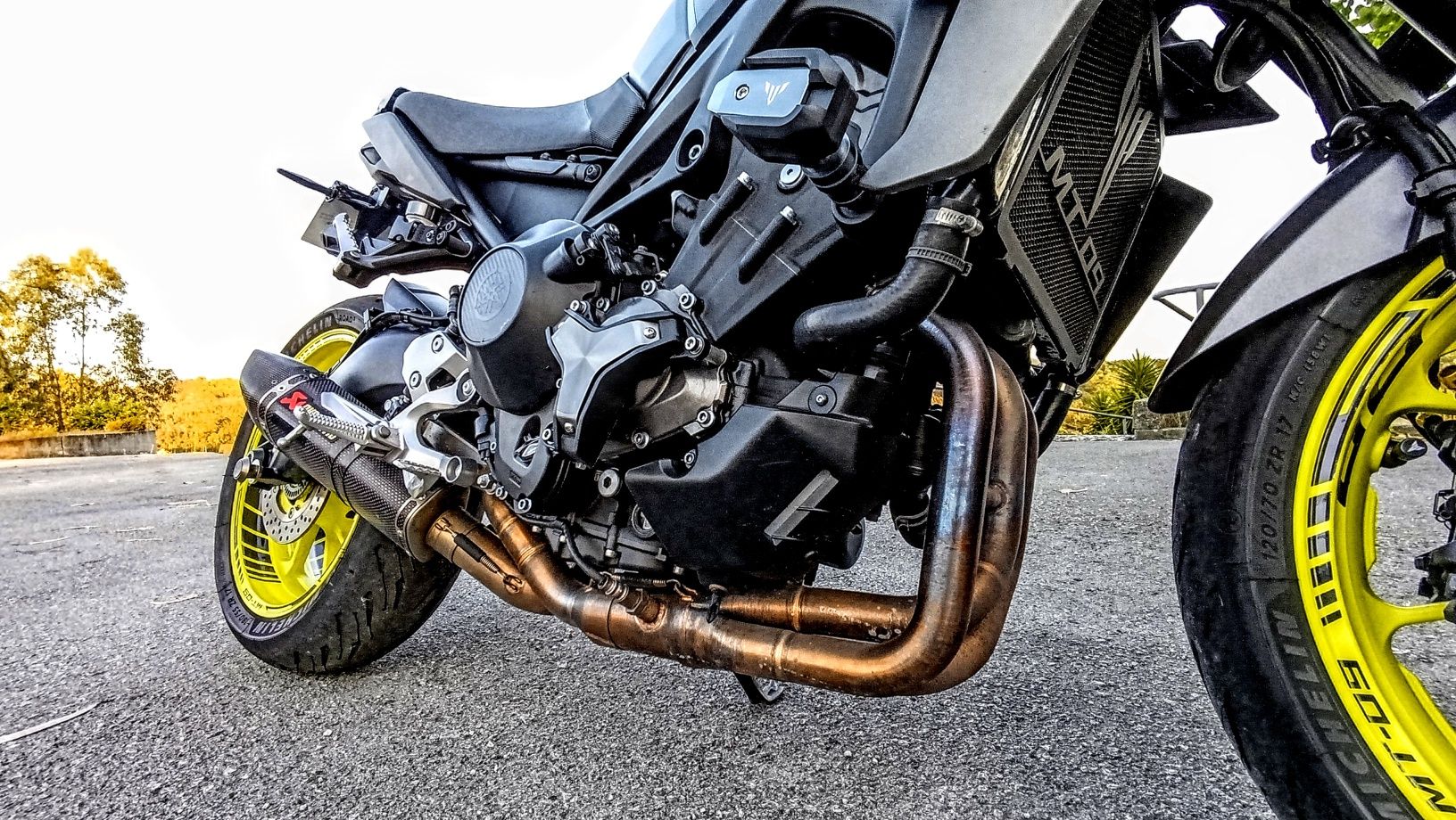 Vendo espetacular Yamaha Mt 09 Night Fluo!
