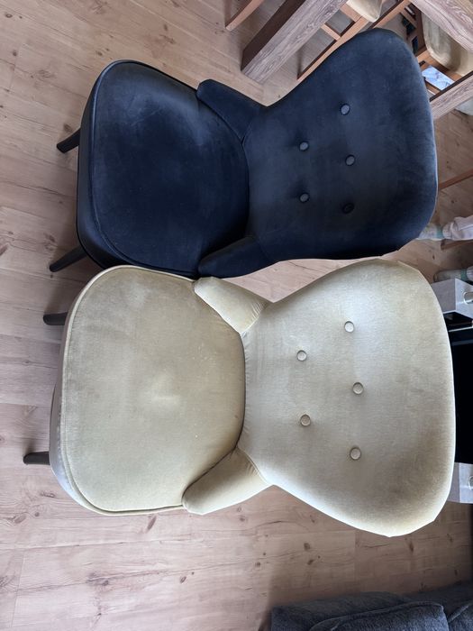 Dwa fotele tapicerowane - beżowy i granatowy IKEA