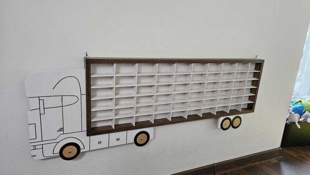 Półka szafka regał- ciężarówka dla hot wheels