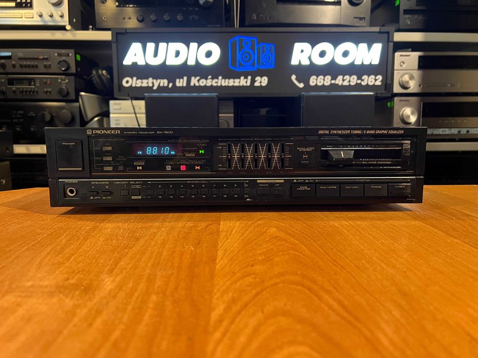 Amplituner Pioneer SX-1500 Stereo, Audio Room
