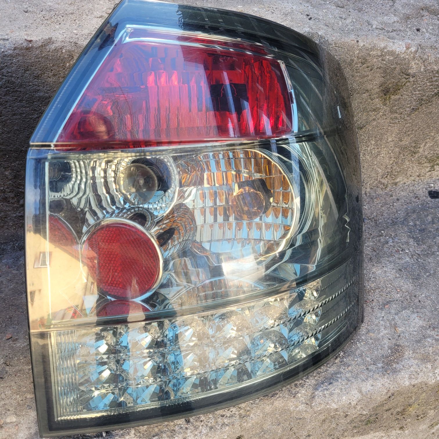 Lampy LED tył audi a4 b6 kombi 2003r SONAR