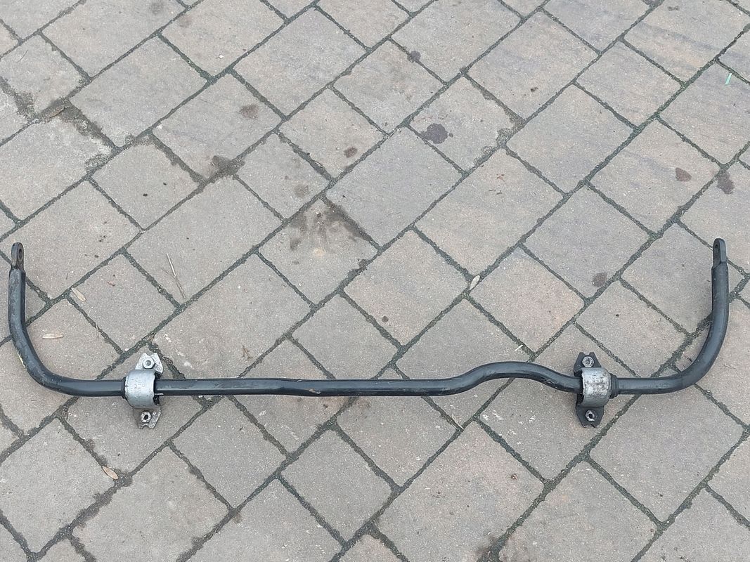 Drążek Stabilizatora Przód Skoda Superb Ii 10-15r