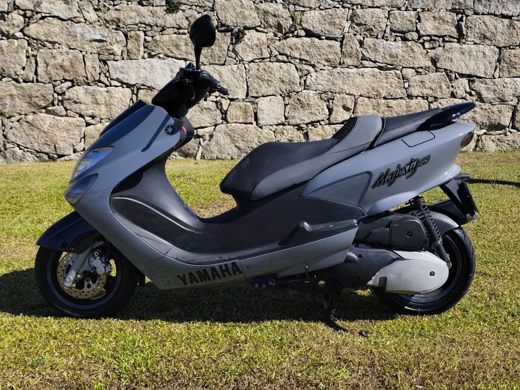 Yamanha Majesty 125