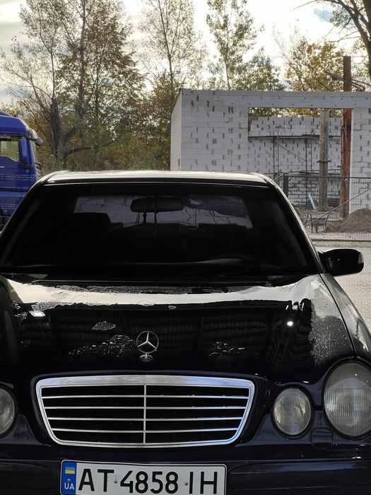 Мереседес E210 рест