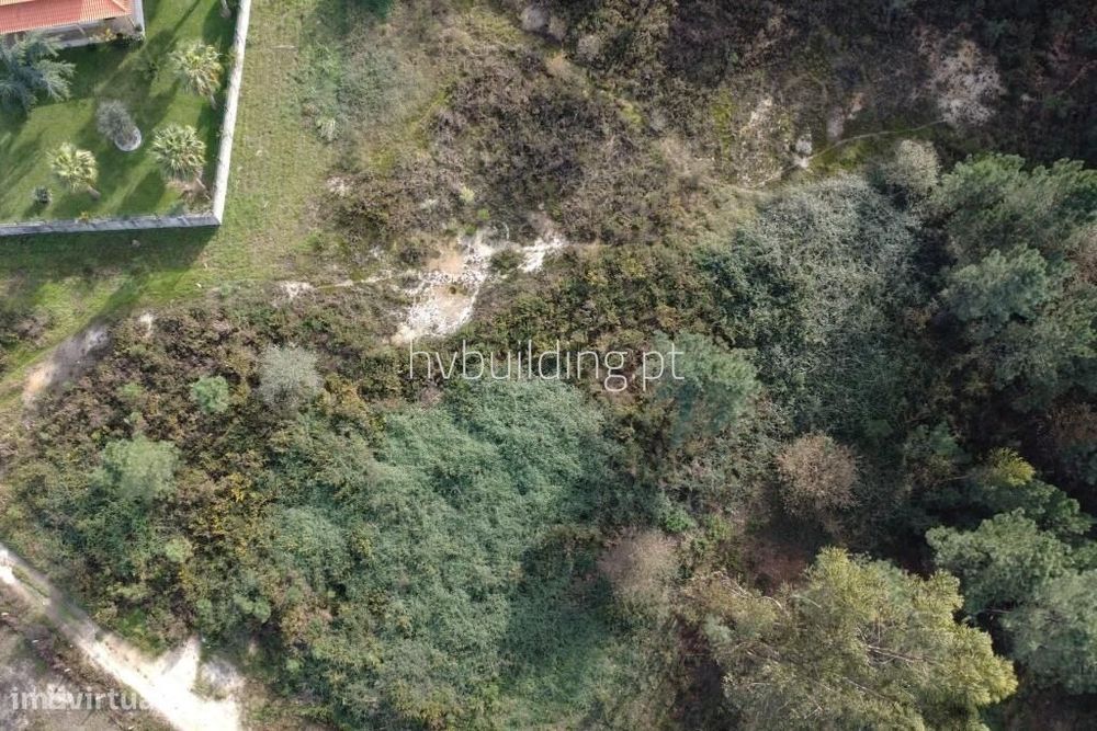 Terreno para construção localizado na zona industrial da Ucha, Barcelo