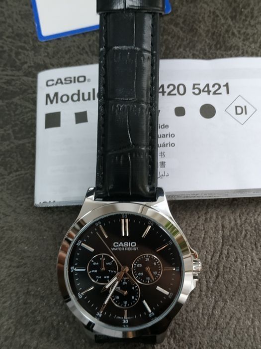 Годинник  Casio MTP-V300L-1 Оригінал Гарантія Часы Касио