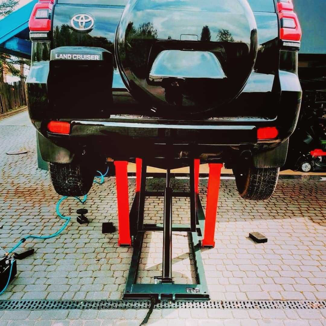 Podnośnik mobilny ramowy nożycowy PM Tools 107 electric