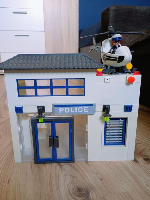 Posterunek policji Playmobile