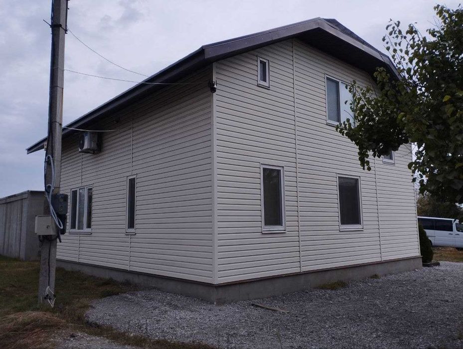 Продам Автономний будинок, що приносить дохід