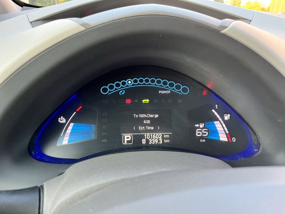 Nissan Leaf Ніссан ліф
