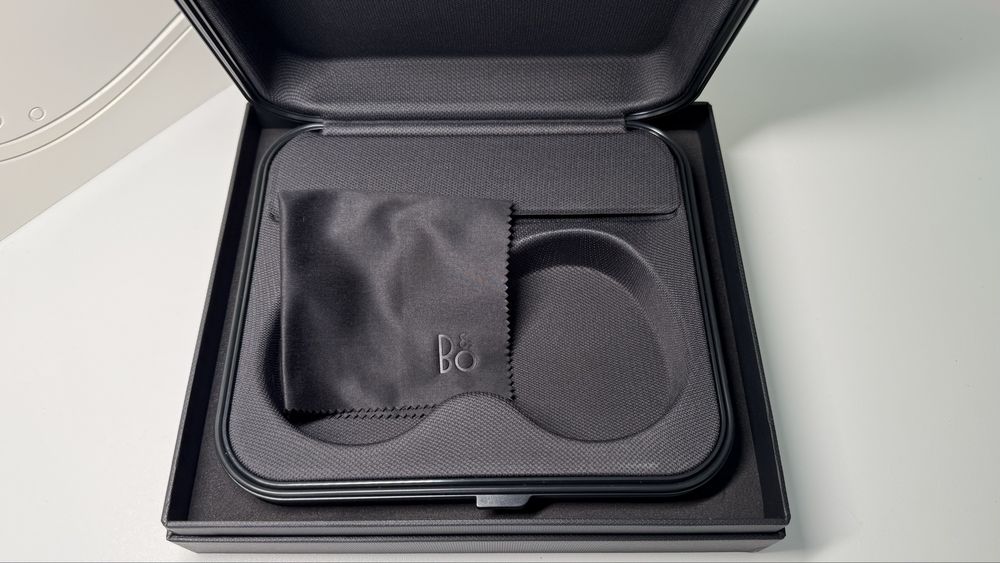 Bang & Olufsen Beoplay H95