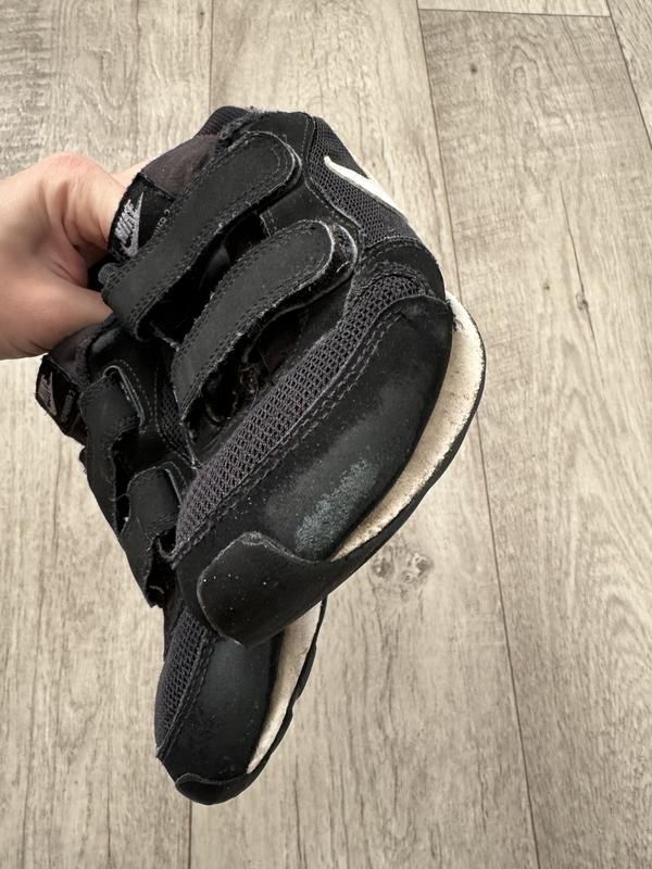 Кросівки nike розмір 34 устілка 22 см