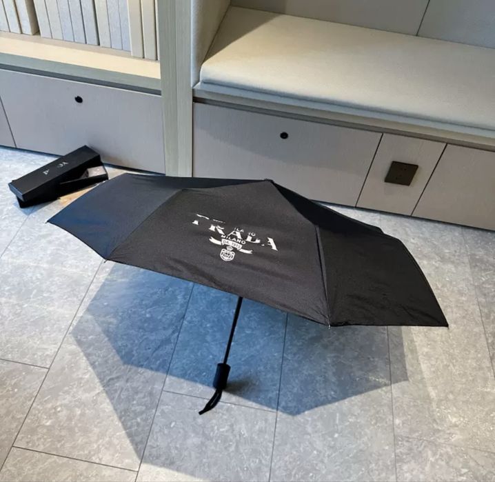 Парасолька Prada