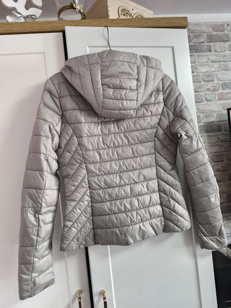 Elegancka i stylowa wiosenna kurtka Miss Softy rozmiar M (38)