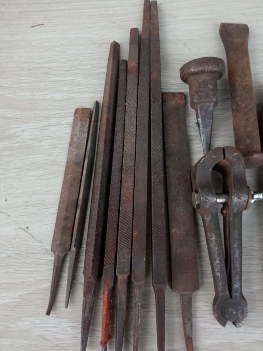 Набір слюсарного інструменту