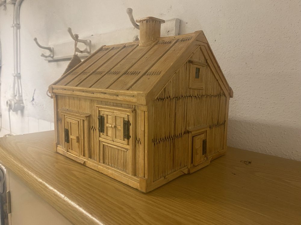 Casa feita de fósforos.