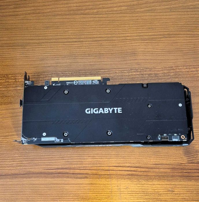 Gráfica Gigabyte RTX 2060