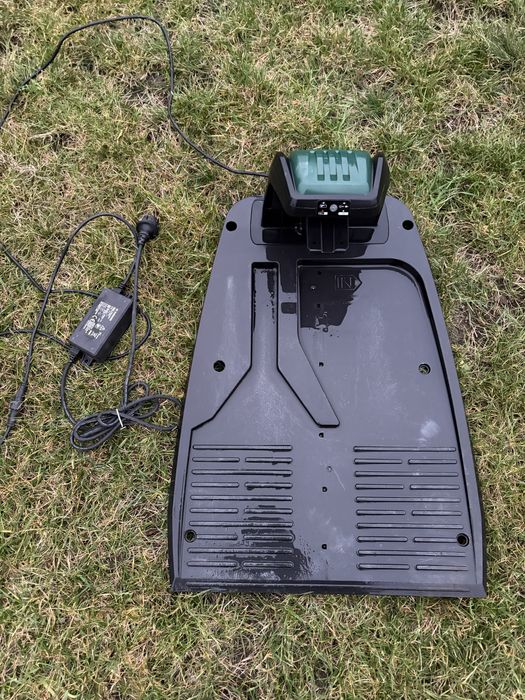 Robot koszacy parkside 1000 z garazem. Robot nowy.