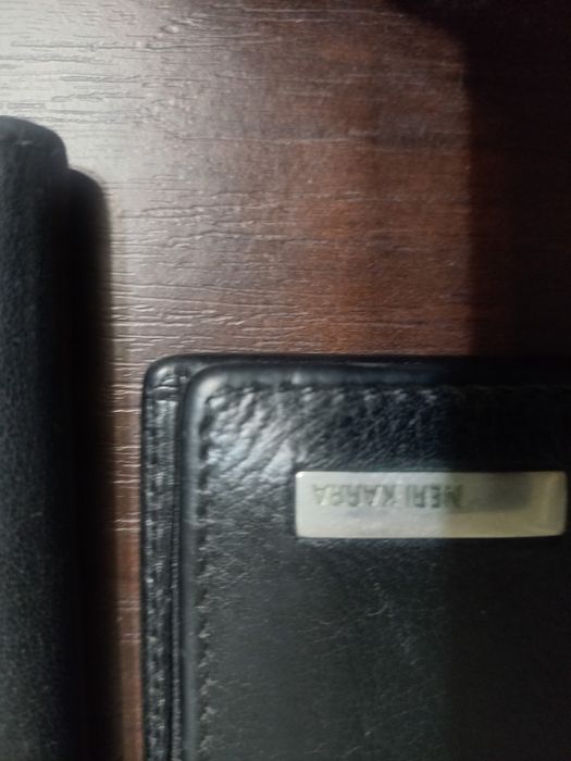 Продам портмонэ и документница NERI KARRA