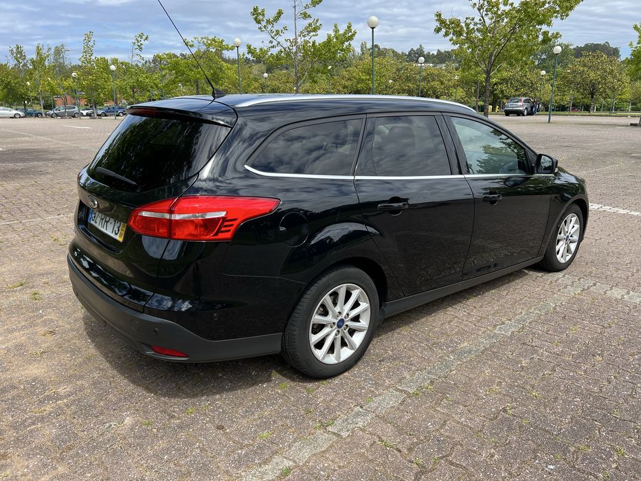 Vendo Ford Focus 1.5 Tdci Titanium
