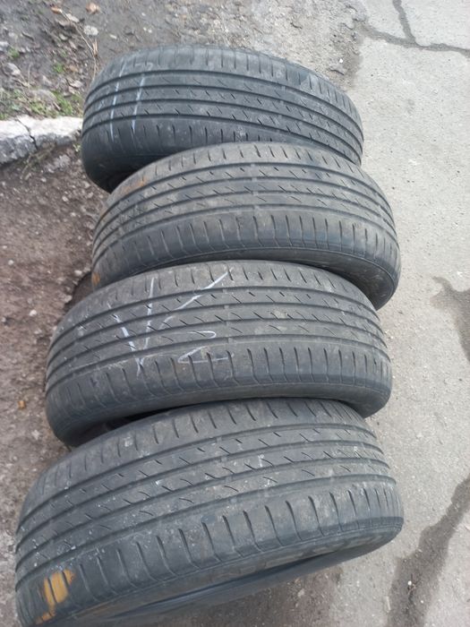 Шины лето 215 60 Р16
