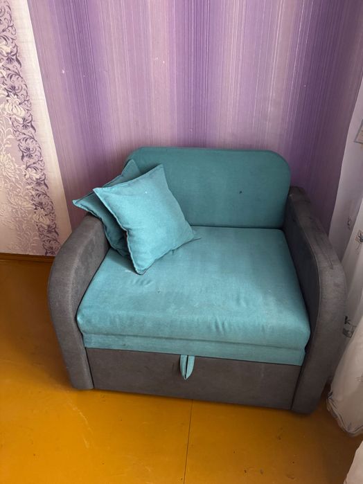 Диван одномісний