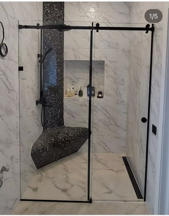 Душевые кабины из закаленного стекла. Перегородки в душ.