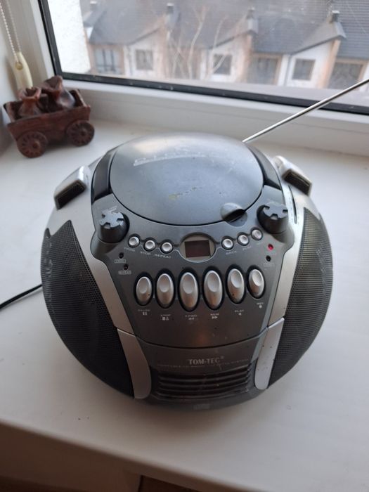 Магнітофон радіо tom tec