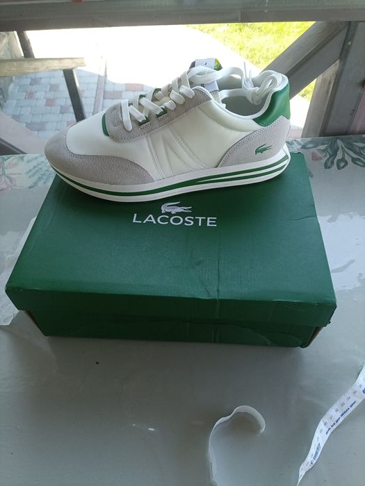 Продаю оригінальні чол.кросівки LACOSTE.