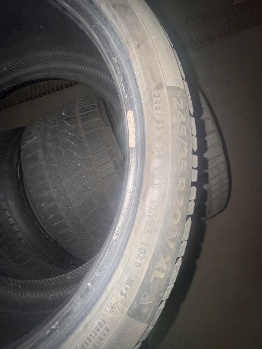 Continental 245/35/20 M+S