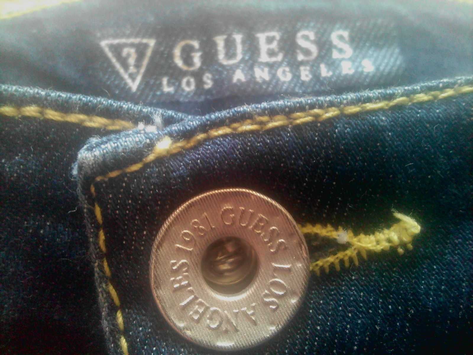 Бренд Guess Los Angeles стрейчевые джинсы скинни для девушки