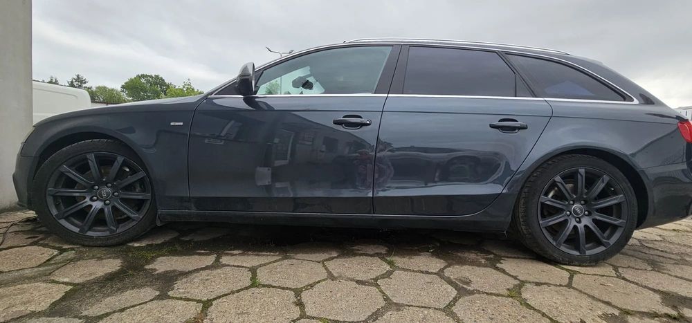 Audi A4 Avant Sprzedam Audi a4 b8 w full pakiecie S line