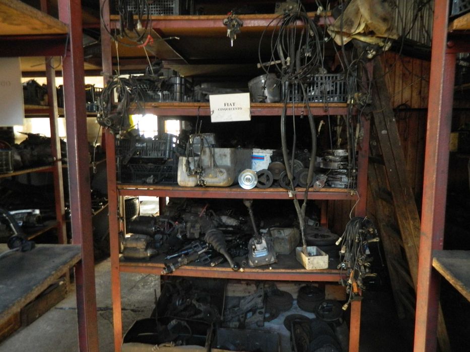 Wyprzedaż części ,Likwidacja firmy Fiat Cinquecento