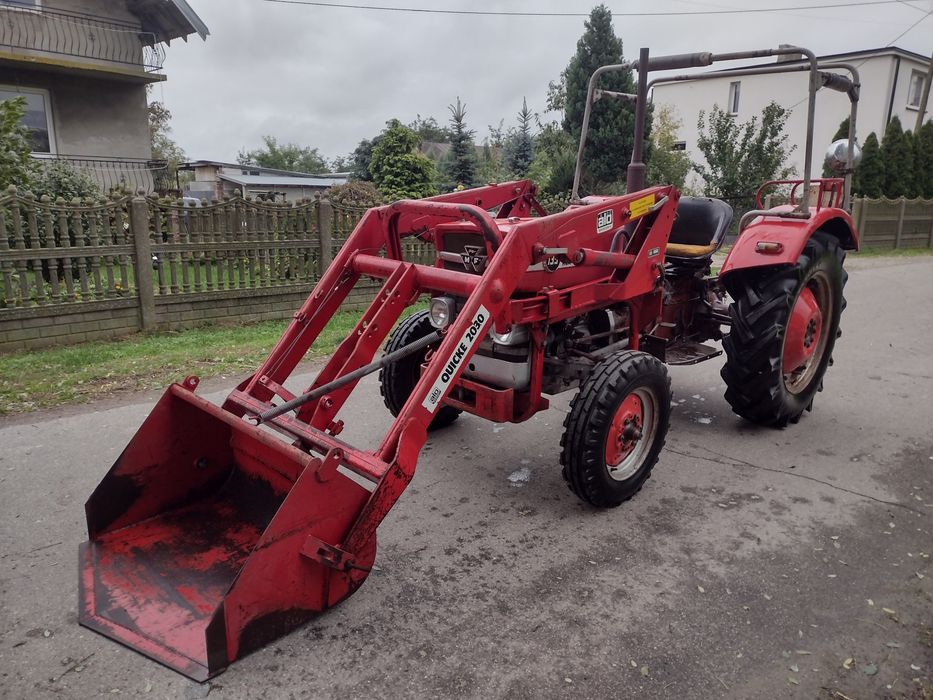 Massey Ferguson 135 z ładowaczem oryginał (mf255,3512,235,133)