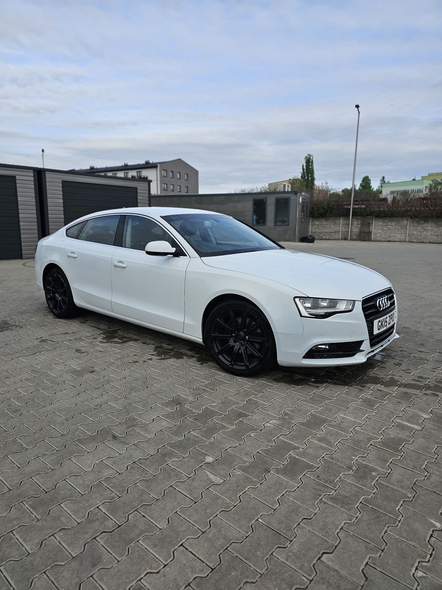 Audi A5 2.0TDI 2015 Rok Anglik