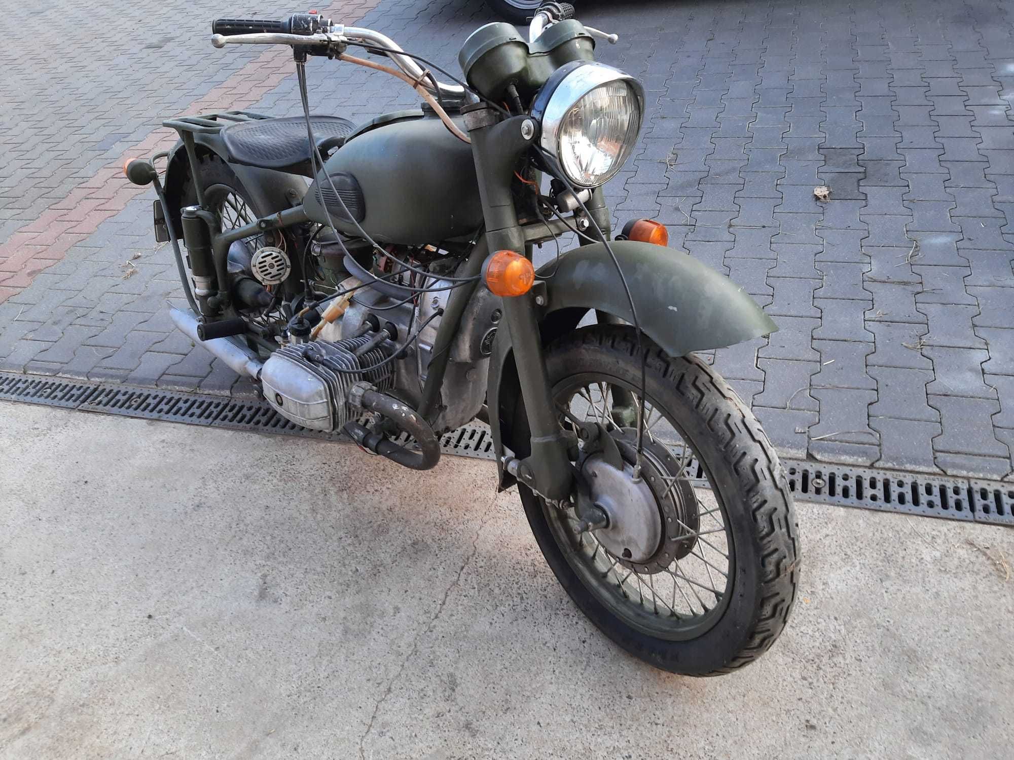 motocykl K-750 kaśka m 72 dniepr ural