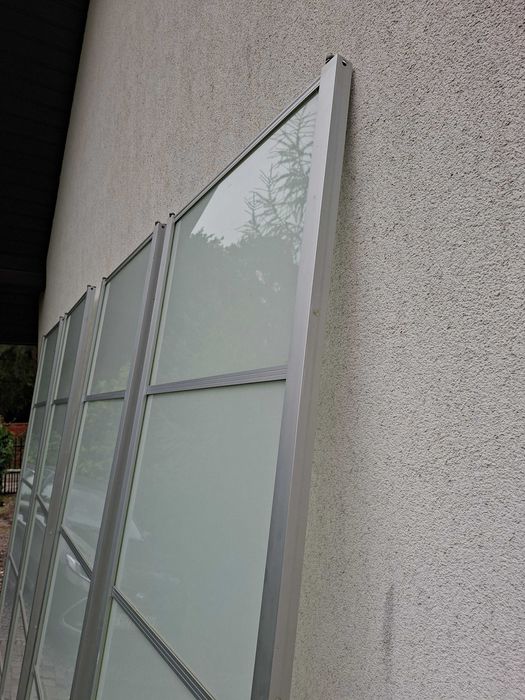 Przesuwne drzwi do szafy wnękowej