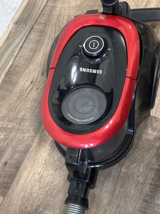 Пилосос samsung циклонний