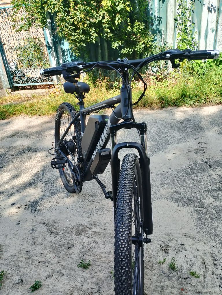 Електровелосипеед 48v350w з запасом 55км