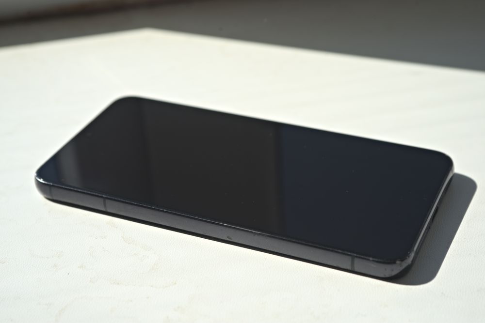 Смартфон Samsung Galaxy s22 8/256