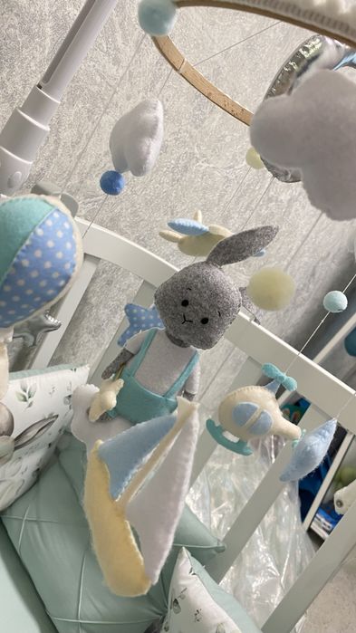 Мобіль на дитяче ліжко