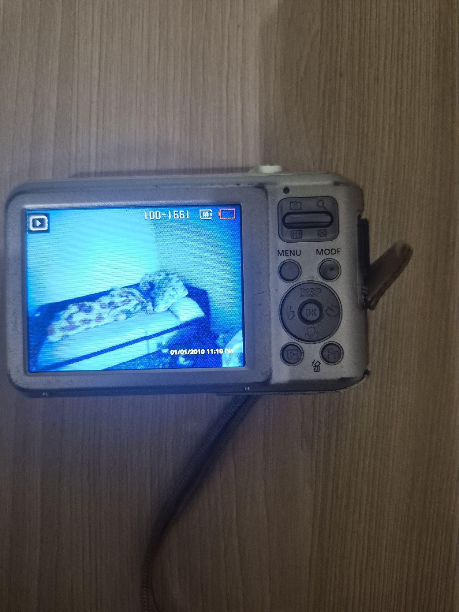 Samsung  ES70...