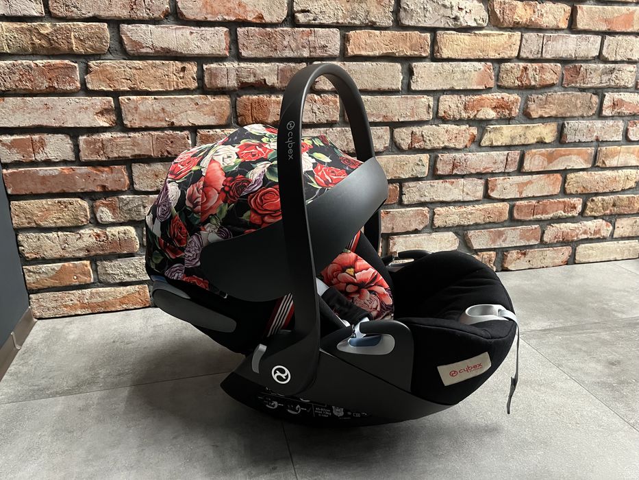 Fotelik nosidło Cybex Spring Bloosom dark