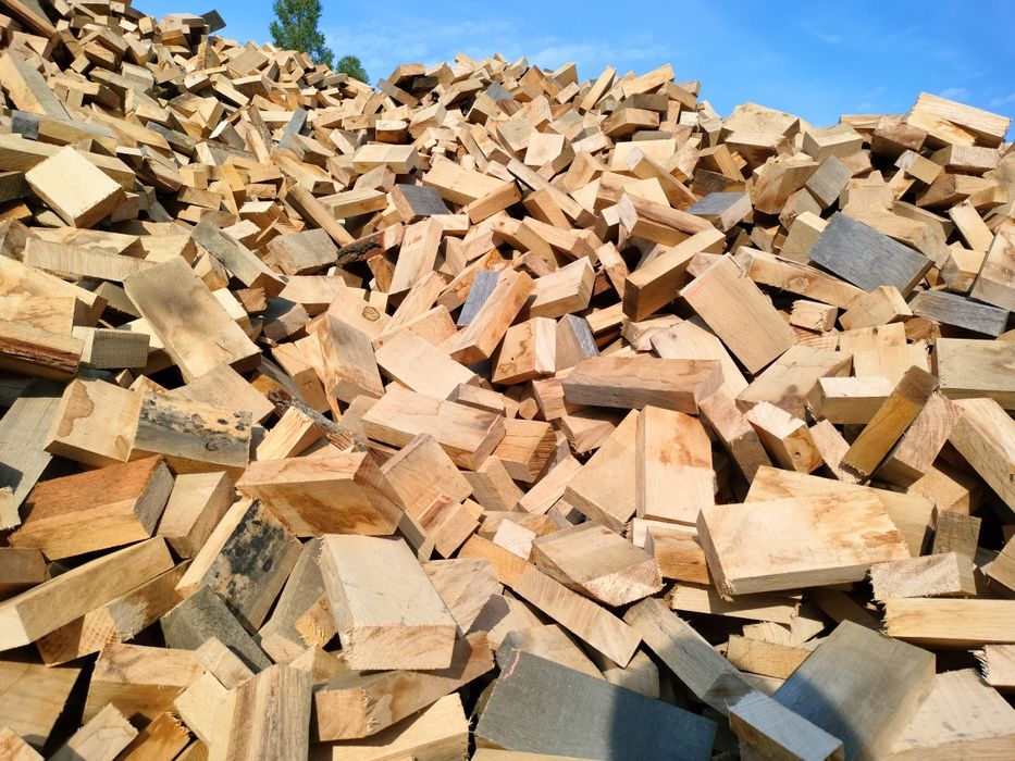 Grab Brzoza olcha Dąb Buk drewno kominkowe układane twarde liściaste