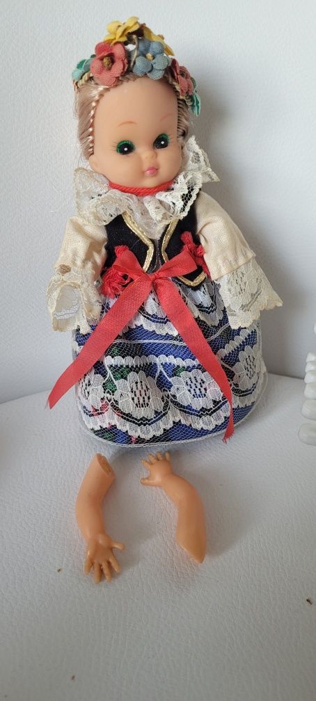 Stara lalka w stroju ludowym kolekcjonerska 18 cm z PRL