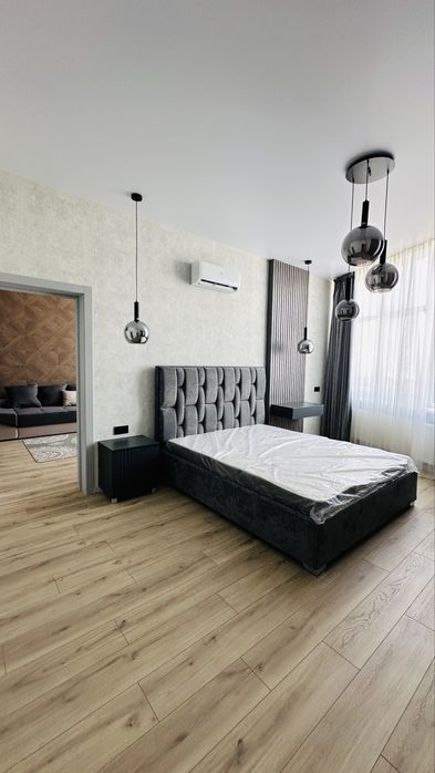 Продам 3-кімн.квартиру (132кв.м) з новим ремонтом в Центрі м.Черкаси.