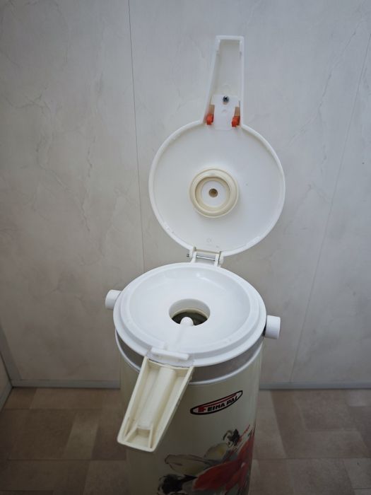 Термос со стеклянной колбой