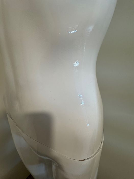 Manequim feminino para lojas