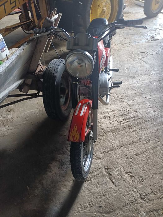 Motocykl WSK 125, Cz 175, Komar
